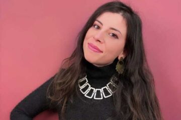 fra-mare-e-parole-2026-ad-acciaroli-pollica-eventi-culturali-nel-cilento-Monica-Acito