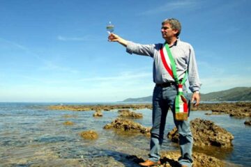 16-anniversario-angelo-vassallo-ad-acciaroli-eventi-memoria-nel-cilento-e-vallo-di-diano