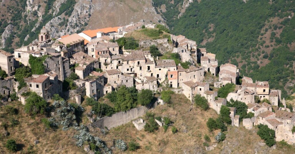 Piccoli ma bellissimi: i paesi meno popolosi della provincia di Salerno da scoprire