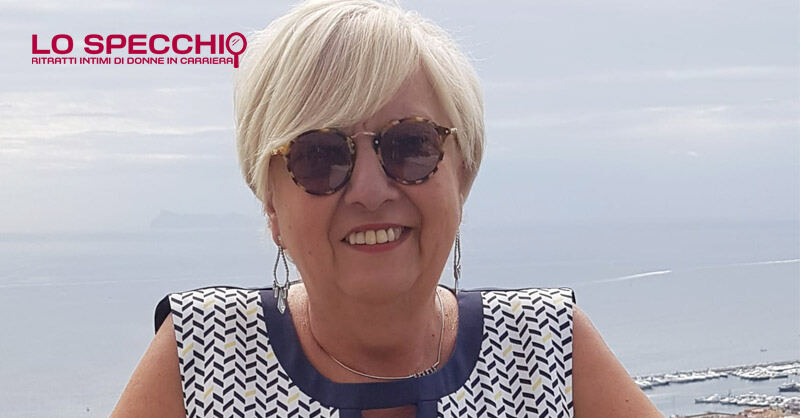 “Lo specchio – Ritratti intimi di donne in carriera” – Intervista a Maria Consiglia Viglione